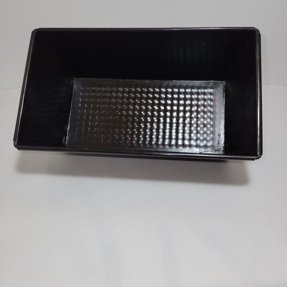 8-1/2" X 4-1/2" X 2-3/4" Deep Bakeware Loaf Pan 1 Lb. Loaf (6 per pack)